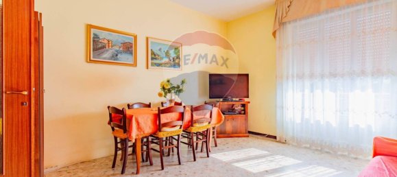 2 bedrooms Apartment in Marnate, Italy No. 360848 7