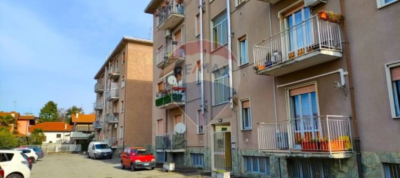 2 bedrooms Apartment in Marnate, Italy No. 360848 13