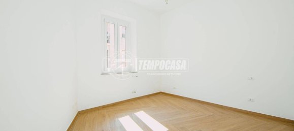 2 Schlafzimmer Wohnung in Robbio, Italy, Nr. 307359 14