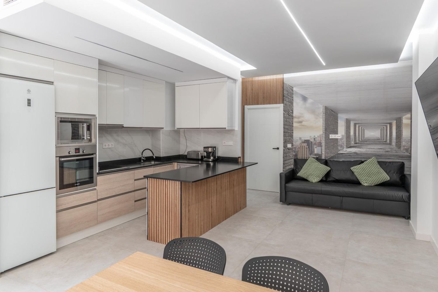 1 bedroom Apartment in Granada, Spain No. 137050