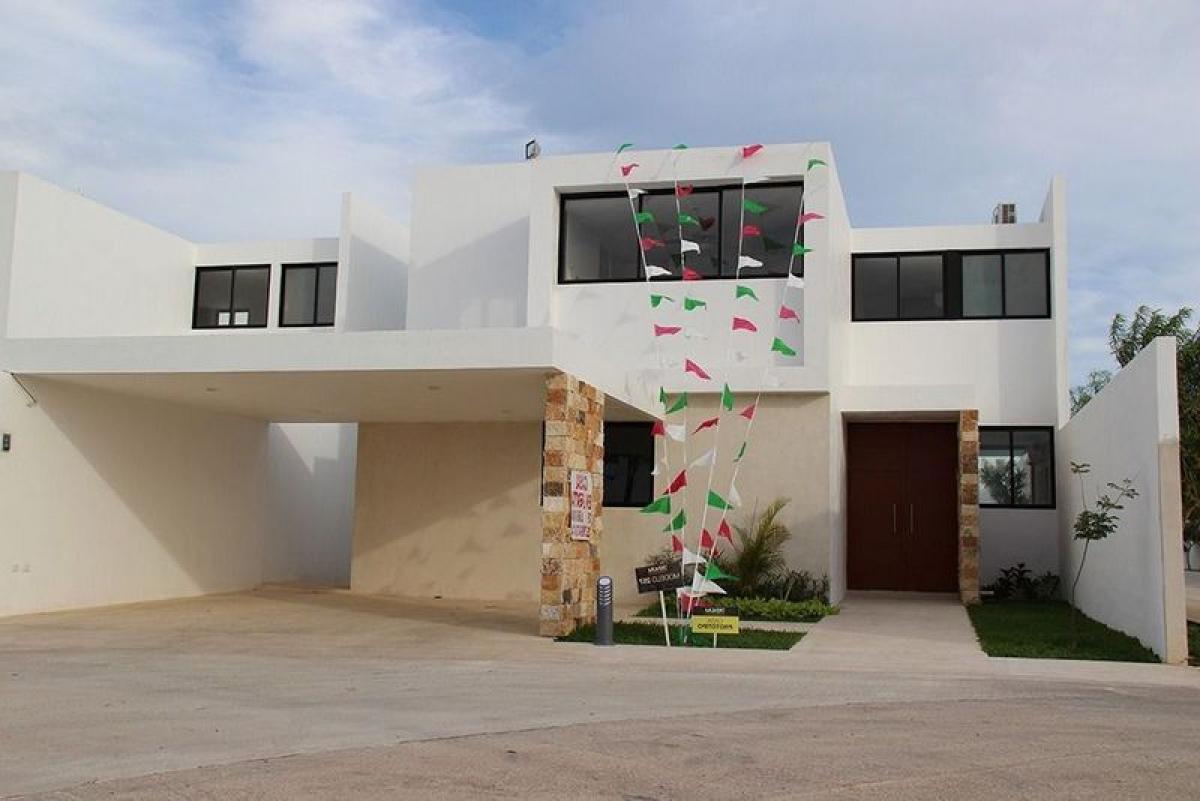3 bedrooms House in Merida, Mexico No. 40770
