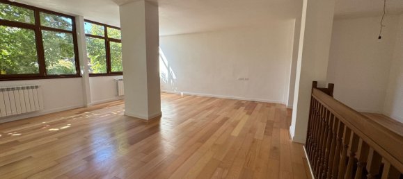 4 bedrooms Duplex in Rome, Italy No. 357021 4