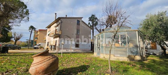 Villa T6 em San Severino Marche, Italy N.º 126908 9