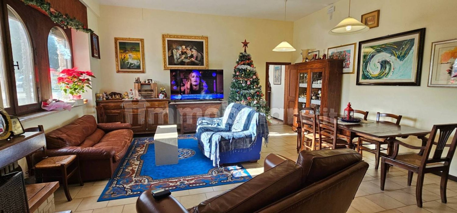 Villa T6 em San Severino Marche, Italy N.º 126908