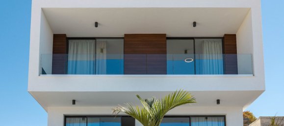 3 bedrooms Villa in Chloraka, Cyprus No. 23243 5