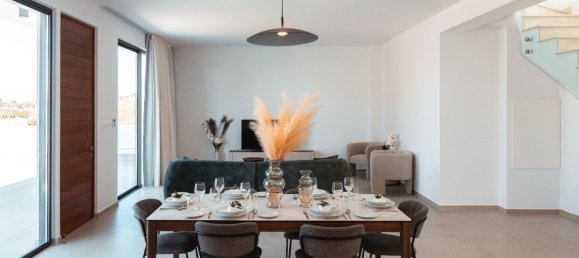 3 bedrooms Villa in Chloraka, Cyprus No. 23243 6