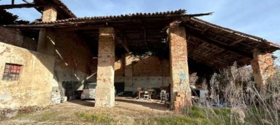 7 bedrooms House in Biandrate, Italy No. 359391 8