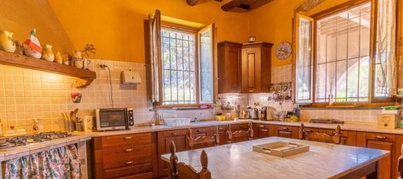 Дом с 15 комнатами в Гаворрано, Италия № 18414 46