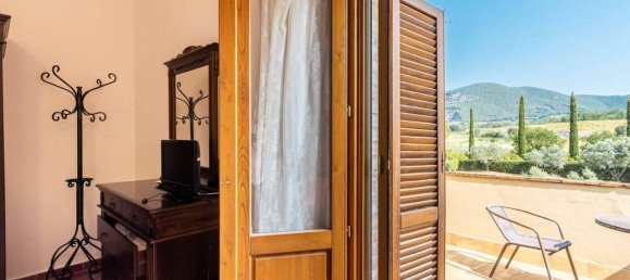 Дом с 15 комнатами в Гаворрано, Италия № 18414 50