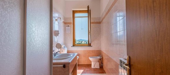 Дом с 15 комнатами в Гаворрано, Италия № 18414 47