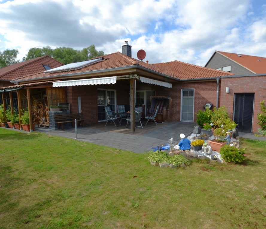 Casa de 4 habitaciónes en Helmstedt, Germany No. 281164