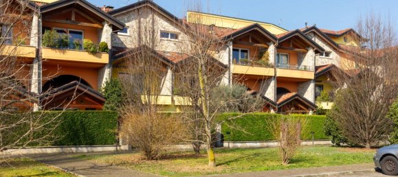 4 rooms Apartment in Lomagna, Italy No. 15502 28