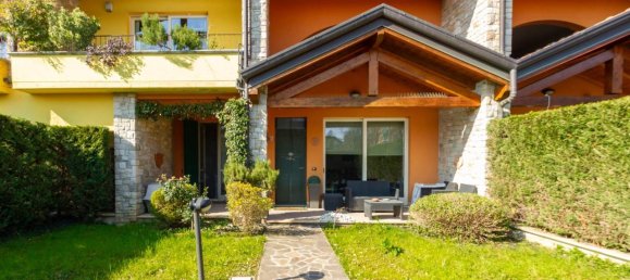 4 rooms Apartment in Lomagna, Italy No. 15502 5