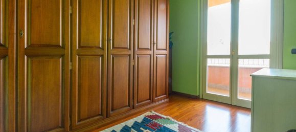 4 rooms Apartment in Lomagna, Italy No. 15502 25