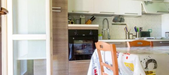 4 rooms Apartment in Lomagna, Italy No. 15502 14