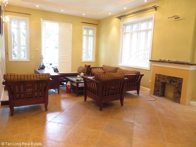 Вилла с 4 спальнями в Тэйхо, Вьетнам № 5695