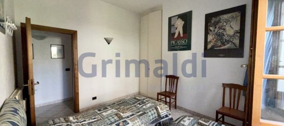 3 rooms Apartment in Grosseto, Italy No. 288596 7