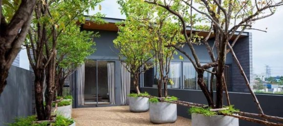 4 bedrooms Cafe / restaurant in Bangkok, Thailand No. 3602 3