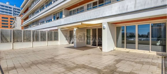 Dúplex de 4 dormitorios en Porto, Portugal No. 117604 27