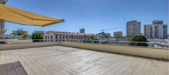 Dúplex de 4 dormitorios en Porto, Portugal No. 117604 26
