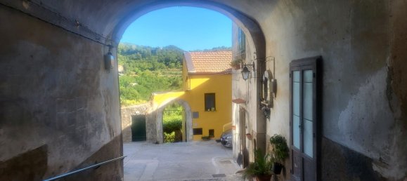 3 bedrooms Apartment in Cava de' Tirreni, Italy No. 360003 3