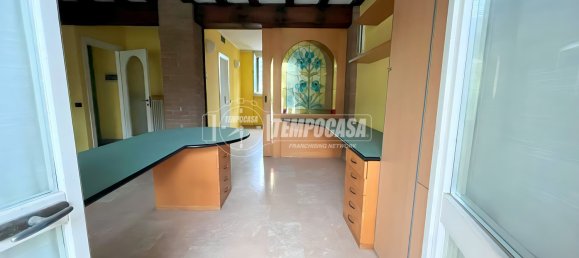 2 bedrooms Apartment in Treviolo, Italy No. 221509 6