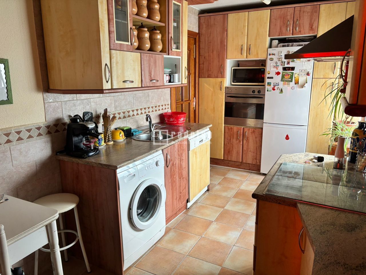 Квартира с 3 спальнями в Фуэнлабрада, Испания № 154740