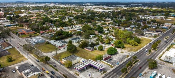 terreno en venta en Miami, Miami-Dade, Florida, USA № 615592 9
