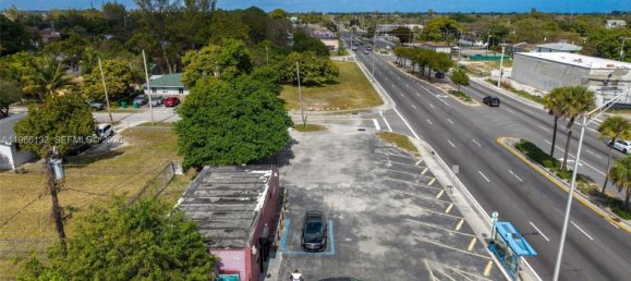 terreno en venta en Miami, Miami-Dade, Florida, USA № 615592 15