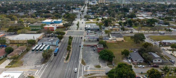 terreno en venta en Miami, Miami-Dade, Florida, USA № 615592 20