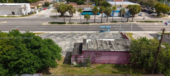 terreno en venta en Miami, Miami-Dade, Florida, USA № 615592 12