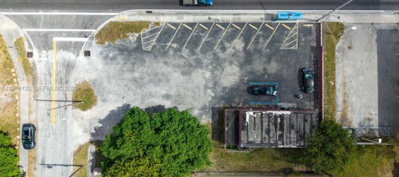 terreno en venta en Miami, Miami-Dade, Florida, USA № 615592 11