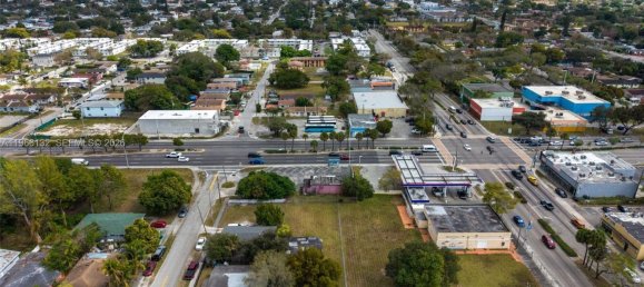 terreno en venta en Miami, Miami-Dade, Florida, USA № 615592 5