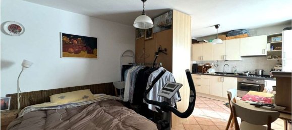 Estudio en Soave, Italy No. 276464 9