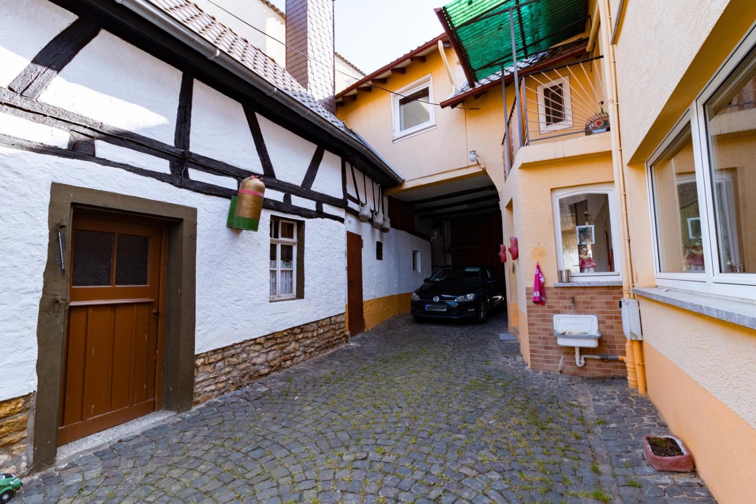 13 rooms Farm in Mainz-Bingen, Germany No. 151257
