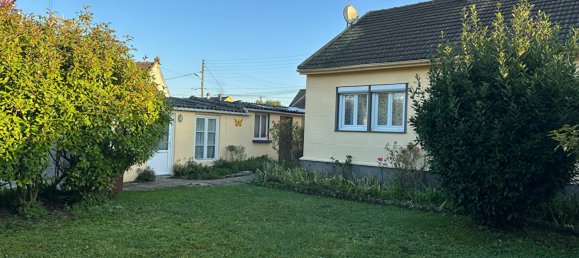 2 bedrooms House in Chambly, France No. 218570 2