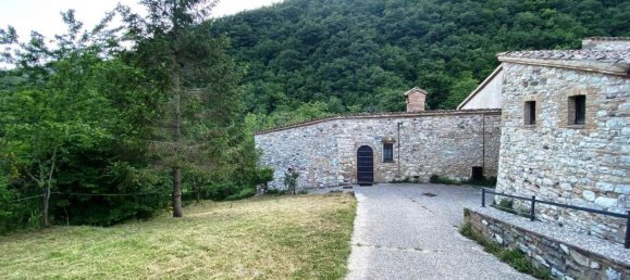 2 rooms House in Esanatoglia, Italy No. 155212 6