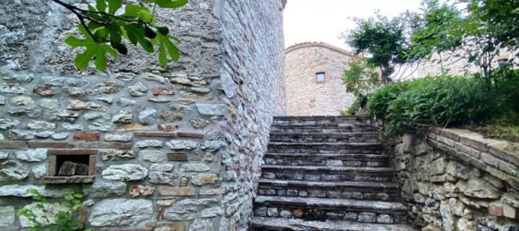 2 rooms House in Esanatoglia, Italy No. 155212 9