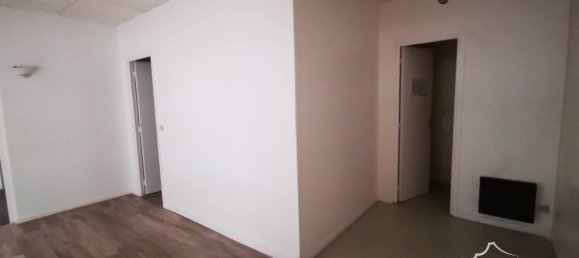 3غرفة بناية في Charleville-Mezieres, France رقم 70473 9