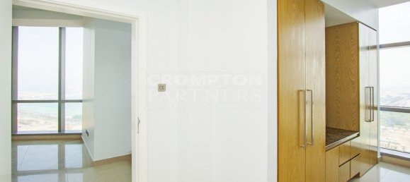 Apartamento de 2 dormitorios en Corniche Road, UAE No. 5276 6