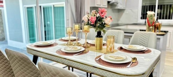 3 Schlafzimmer Haus in Pattaya, Thailand, Nr. 26813 8