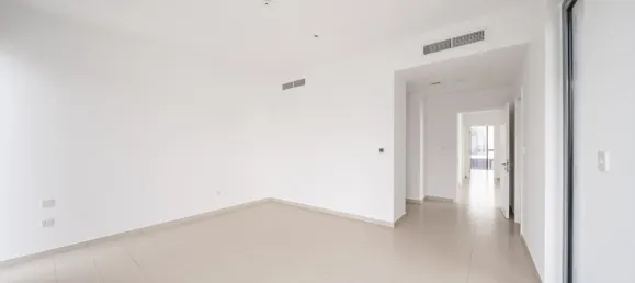 4 bedrooms Villa for sale in Dubai Land, Dubai, UAE № 108333 17
