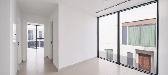 4 bedrooms Villa for sale in Dubai Land, Dubai, UAE № 108333 9