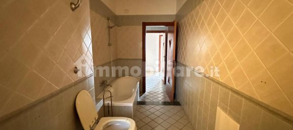 2 bedrooms Apartment in Curti, Italy No. 90852 6