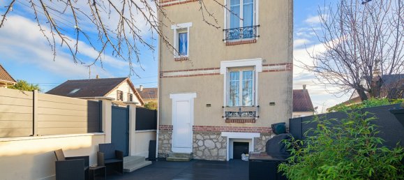 Casa de 3 dormitorios en Argenteuil, France No. 184060 14