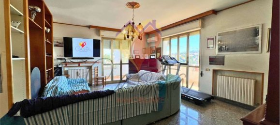 7-Zimmer Wohnung in Colonnella, Italy, Nr. 210213 2