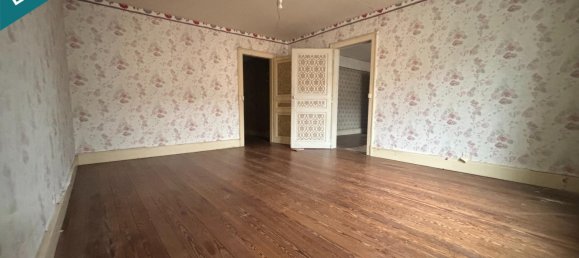 4 Schlafzimmer Stadthaus in Charmes, France, Nr. 42185 3