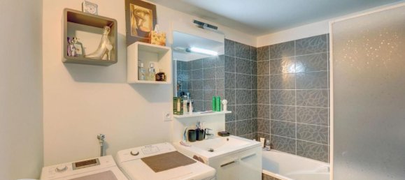 2 bedrooms Apartment in Joue-les-Tours, France No. 262872 8