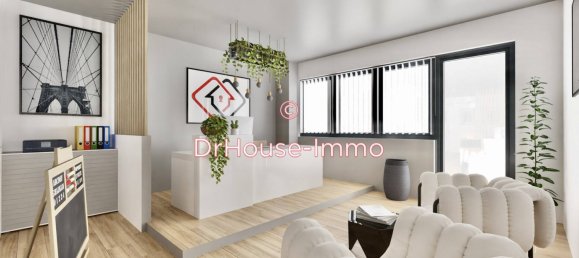 50m² Office in Serris, France No. 117233 2