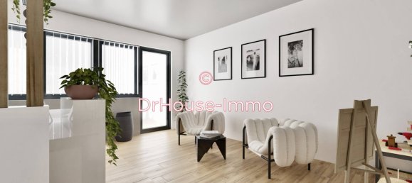 50m² Office in Serris, France No. 117233 3